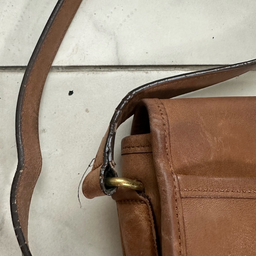 Vintage Coach 9790 Compartment Crossbody - Picture 5 of 9